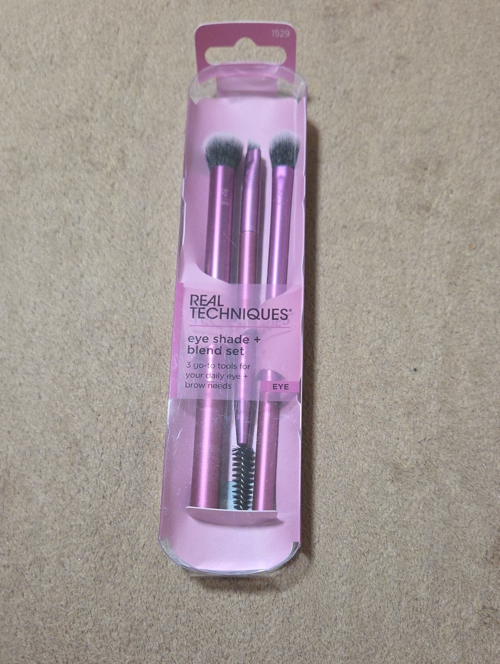 Real Techniques Pink Eye Shade + Blend Brush Set